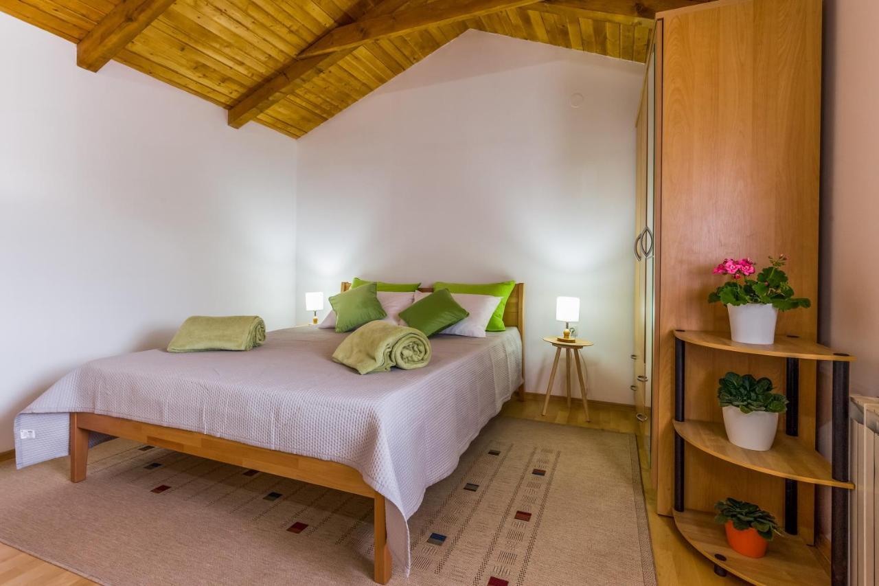 Soba Agata Hotel Slunj Bagian luar foto